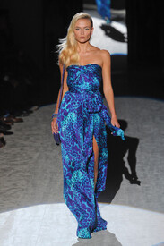 SalvatoreFerragamoSpring2012NQbobb-FbpJx.jpg
