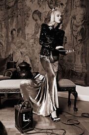 Vogue_Hellas_Dec_2010_Ph._Mara_Desypris_1.jpg
