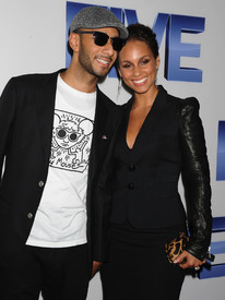 celebrity_paradise.com_TheElder_AliciaKeys1.JPG