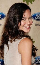 nxs-OdetteAnnable_7thAnnualFOXFallEco_CasinoPartyatTheBookbinderyinCulverCitySept122011_By_oTTo4.JPG