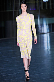 Jonathan-_Saunders-rtw-ss2012-runway-034_18012441.jpg