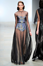 marios-schwab-rtw-spring2012-runway-038_17161526.jpg