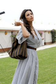 Madalina_Ghenea-photoshooting_at_Venice_Film_Festival_009.jpg