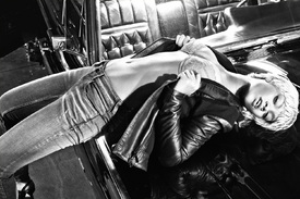 RihannaforArmaniUnderwar2011_06.jpg