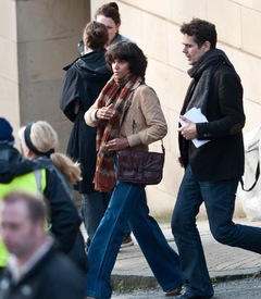 Halle Berry at the set of Starting From Cloud Atlas Glasgow 15.9.2011_20.jpg