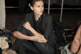 BCBG_Max_Azria_Spring_2012_Backstage_v_Cp_N0oziwt_Q.jpg