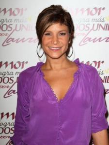 lorena-rojas-25_300x400_46.jpg