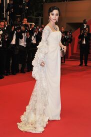 Fan_Bingbing_Polisse_Premiere_Cannes24.jpg