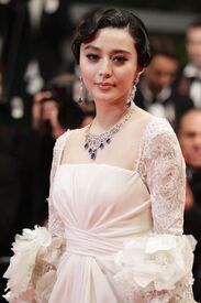 Fan_Bingbing_Polisse_Premiere_Cannes49.jpg