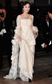 Fan_Bingbing_Polisse_Premiere_Cannes65.jpg