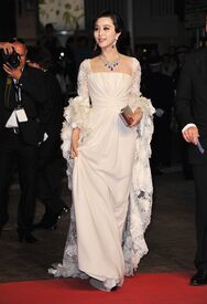 Fan_Bingbing_Polisse_Premiere_Cannes73.jpg