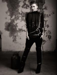 Arizona Muse by Alexi Lubomirski (Sundown Rider - Vogue Korea September 2012) 8.jpg