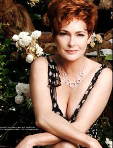 carolynhennesy4.jpg