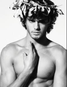 fashionisto_summer_2012_issue83marlonweb.jpg