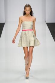 th_byblos_spring_summer_2013_miamiswim1.jpg