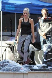 008_Gwen_Stefani_rest_No_Doubt_practice_Rockefeller.jpg