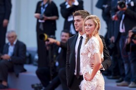 Zac_Efron_Any_Price_Premieres_Venice_Film_Fjx4x_M.jpg