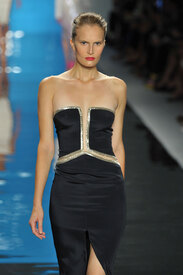 Alla - Spring 2013 - New York - Reem Acra (5).jpg