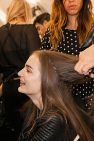 Viktor_Rolf_Spring_2013_Backstage_Ye_Kff_NXv_Iayx.jpg