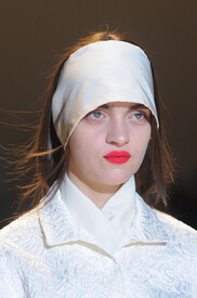 th_Rochas_Spring_2013_Details_UFYsxu_Lws_TBx.jpg