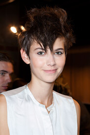 3_1_Phillip_Lim_Spring_2013_Backstage_l_LR428x_ZO2.jpg