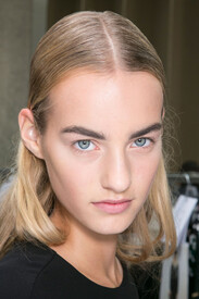 Marni Spring 2014 Backstage CcBZL1N-uyVl.jpg