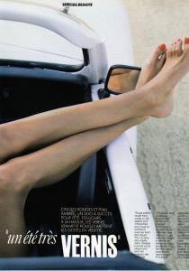 elle_fr_20_may_1991_25.jpg