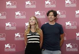 scarlettj030913BZNimage117.jpg