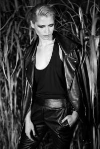 Alexandre_Vauthier_004_1366.1366x2048.JPG