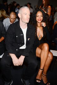 Rihanna (4).jpg