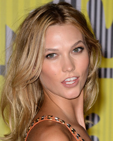 tduid300011_KarlieKloss.jpg