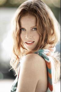 kinopoisk.ru-Rebecca-Mader-2041781.jpg