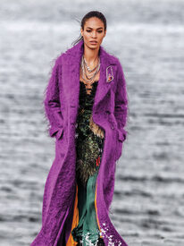 JoanSmalls.5c501f.jpg