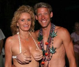 001_Hilarious pictures, funny photos, horrible bikinis, weird bikinis, lol, fun, craziness, crazy pictures, beach photos, bea_0004.jpg