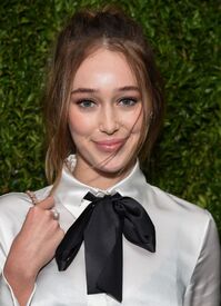 alycia-debnam-carey-at-chanel-fine-jewelry-dinner-at-bergdorf-goodman-in-new-york-09-06-2016_23.jpg