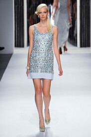 Jenny_Packham_Spring_2013_i_HYs_o7yn_Nx.jpg