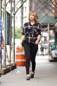 tswift280916BZNimage7.jpg