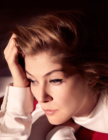 RosamundPike.6.jpg