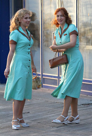 KateWinslet_Brooklyn092816_05_JunoTemple.jpg