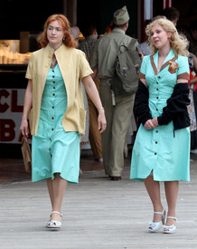 KateWinslet_Brooklyn092816_11_JunoTemple.jpg