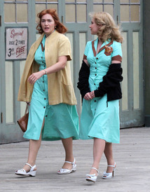KateWinslet_Brooklyn092816_13_JunoTemple.jpg