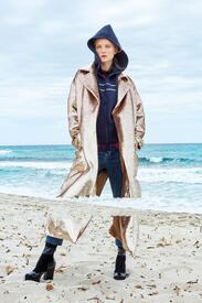 Madame_Figaro_August_26_-_08.jpg