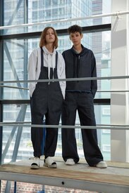 03-dkny-resort-17.jpg