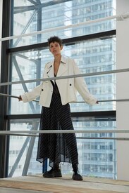 14-dkny-resort-17.jpg