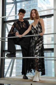 21-dkny-resort-17.jpg