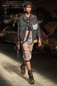28-coach-spring-2017-rtw.jpg