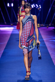 versace-rs17-2594.jpg