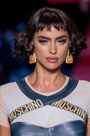 moschino-clpa-rs17-0456.jpg