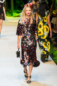 dolce-e-gabb-rs17-2299.jpg