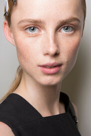 prada-bks-m-rs17-3507.jpg
